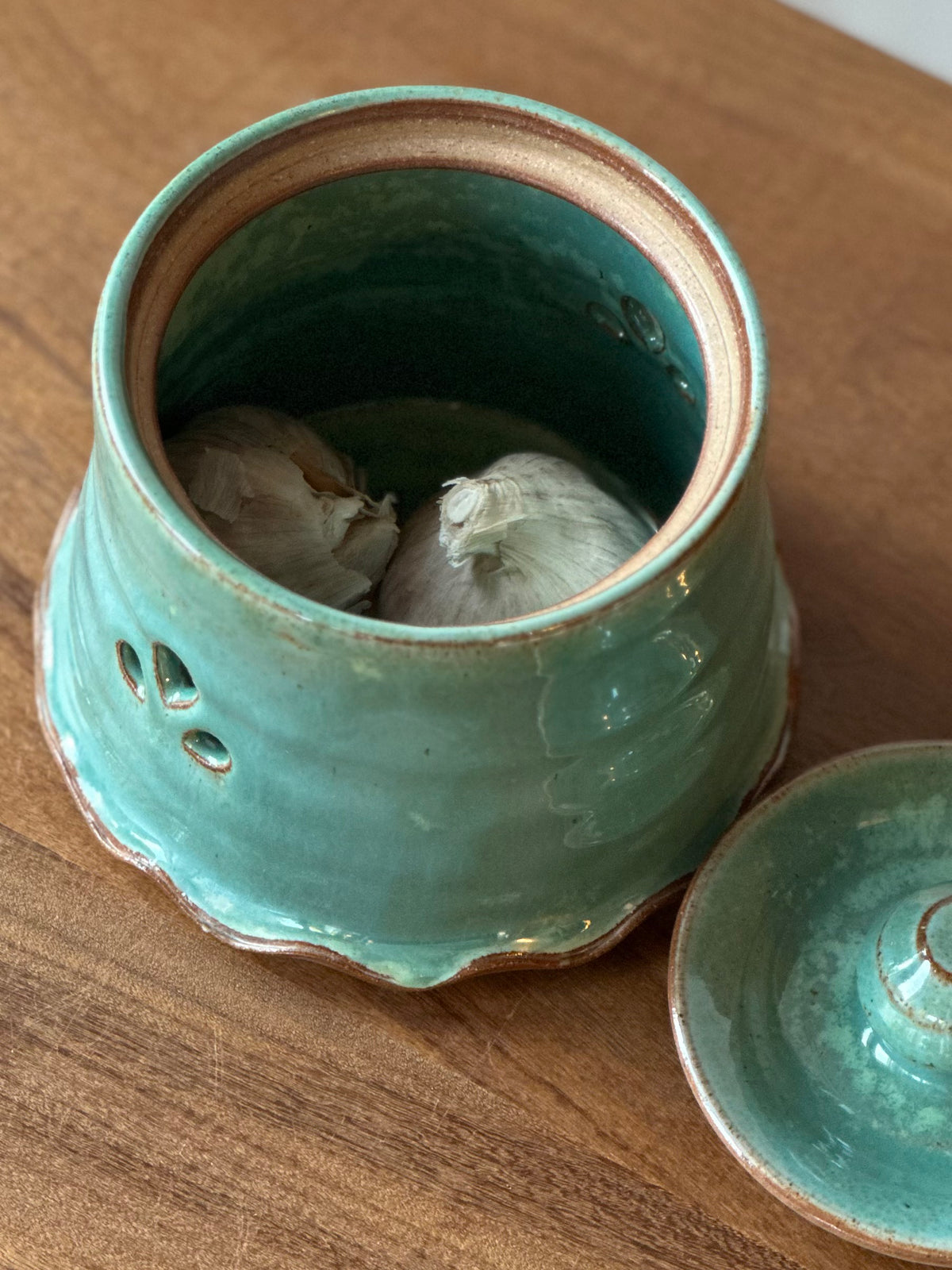 Nan’s Garlic Keeper