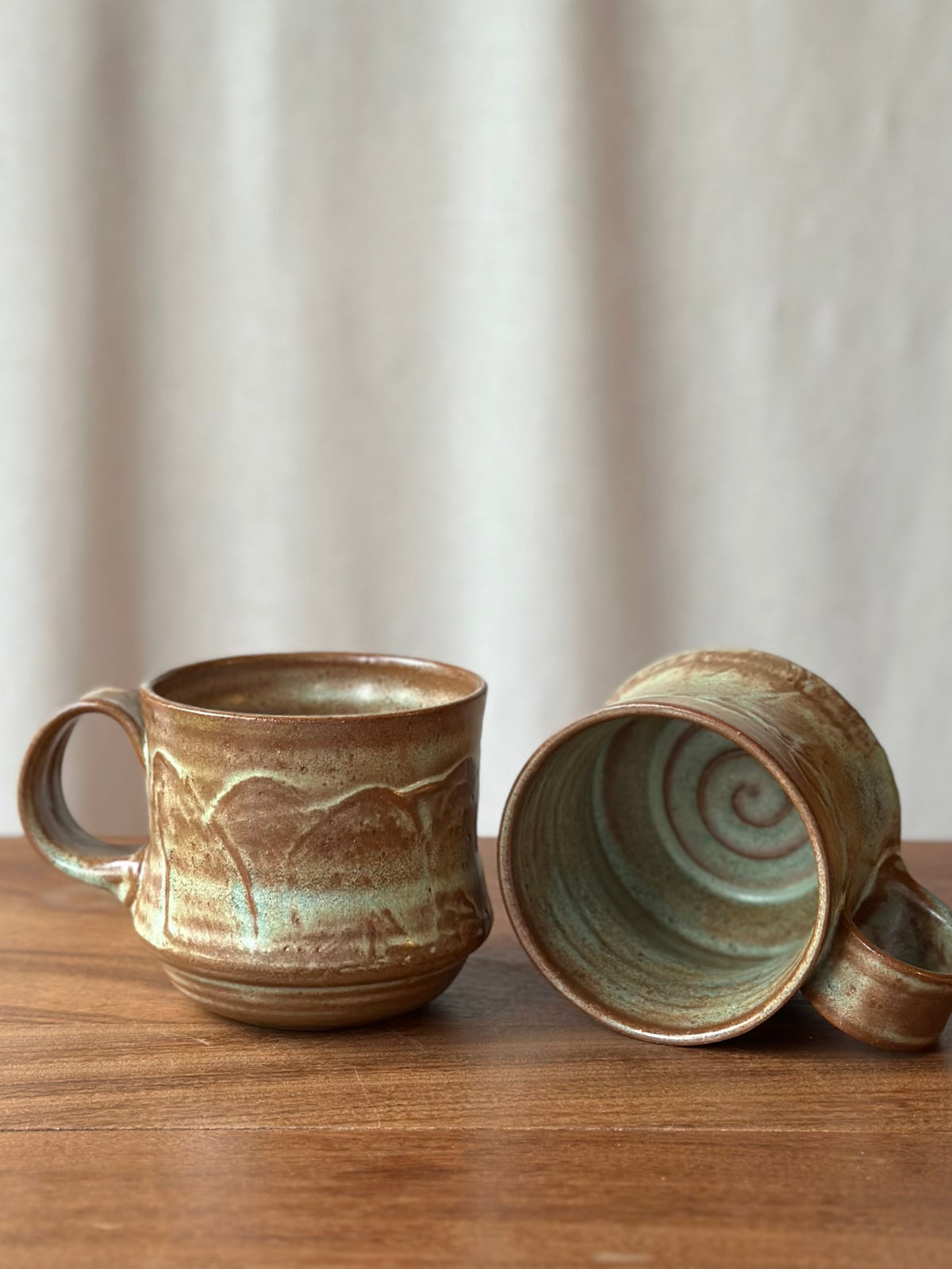 Café Stacking Mugs