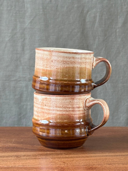 Café Stacking Mugs